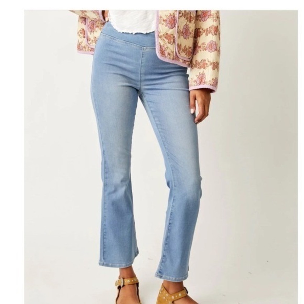 Free People In My Feelings Cropped Flare Jeans Light Wash XL
